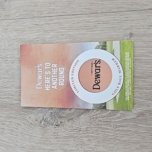 NWOT Limited Edition Dewar's Scotch Whiskey Golf Ball Marker